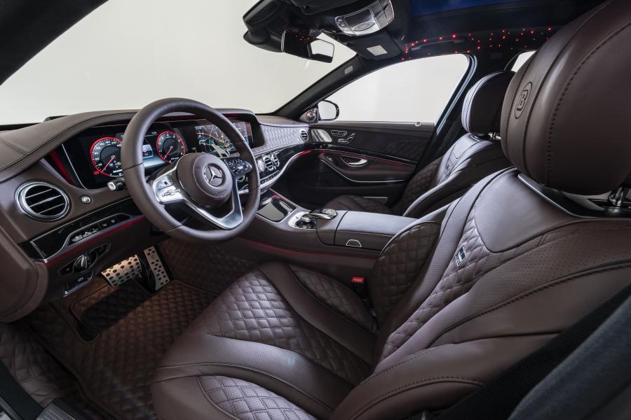Интерьер Mercedes-Maybach S650 900 by Brabus (X222) 2019 года  (фото 7 из 14)